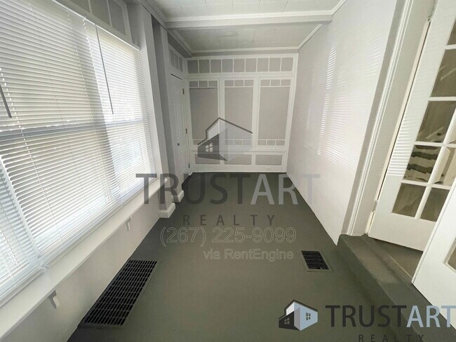 Foto del edificio - 7152 Theodore St