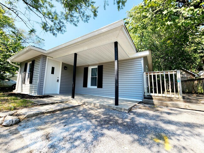 Photo - 213 Starlight Dr House