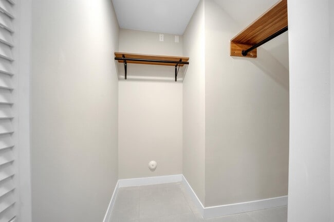 Building Photo - 13831 SW 262nd Ln