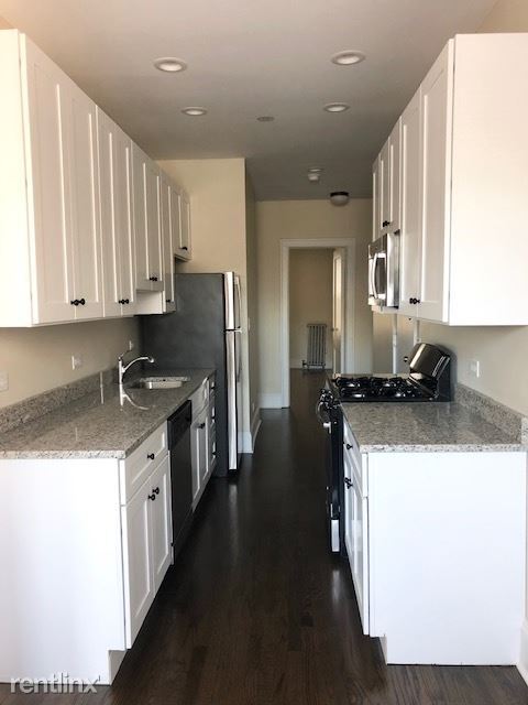 Foto del edificio - 2 br, 1 bath Apartment - 1362 E. 52nd St