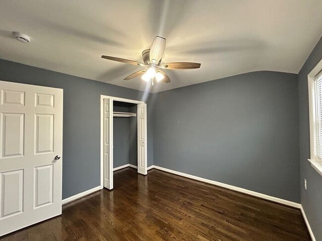 Building Photo - 3 Bedroom Middle River