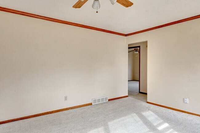 Building Photo - 3912 High Meadow Ln