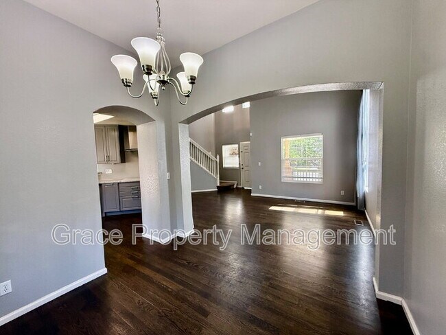 Building Photo - 9925 Harris St
