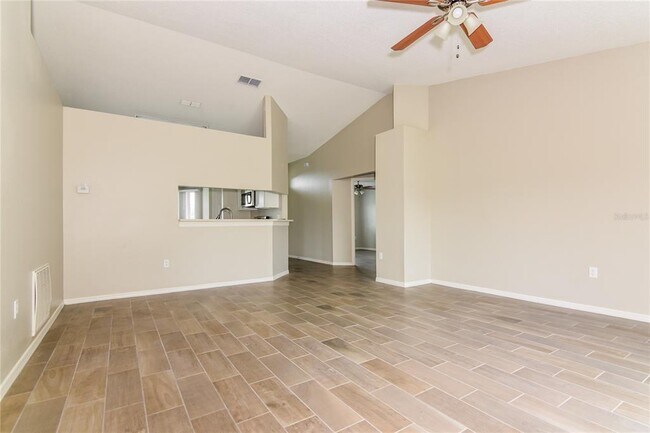 Foto del edificio - 8024 Ridgeglen Cir W