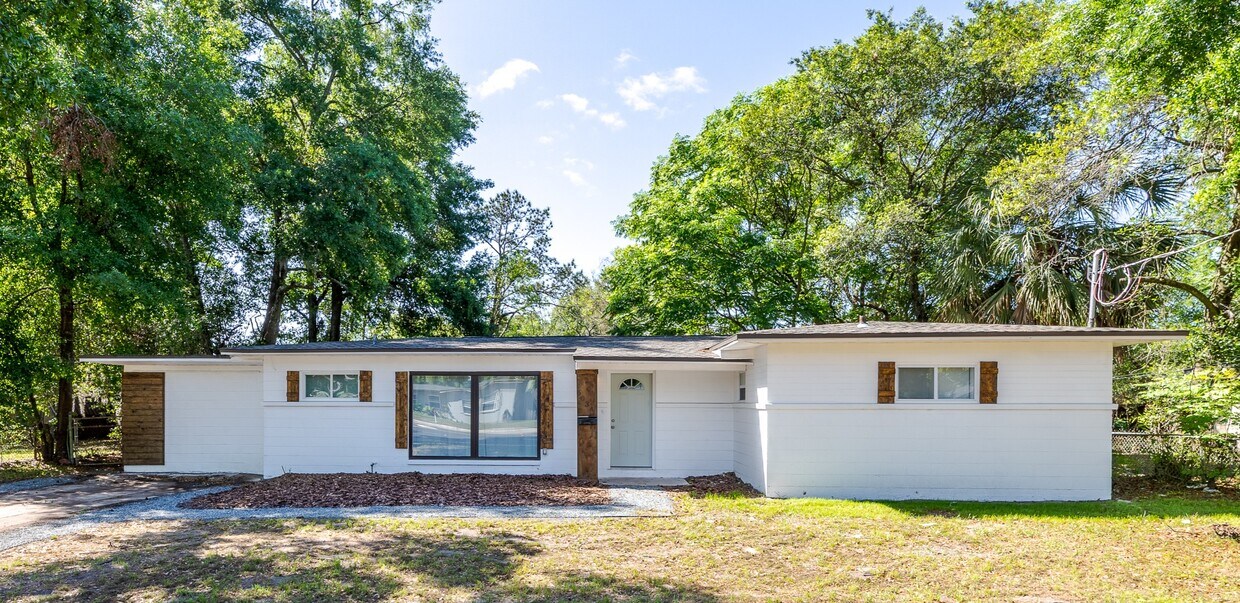 Foto principal - 6034 Wilson Blvd