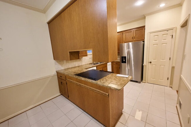 Building Photo - 14 Prescott Walk NE