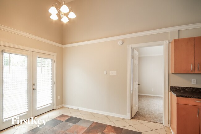 Foto del edificio - 6823 Drewlaine Fields Ln