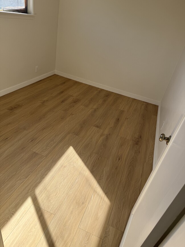 Bedroom - 3623 1/2 S Sepulveda Blvd