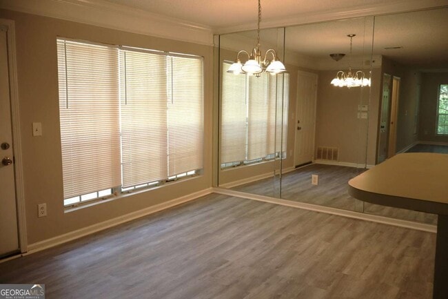 Building Photo - 308 Mill Pond Ct SE