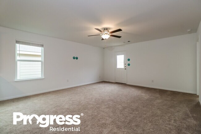 Building Photo - 124 Riverdale Dr