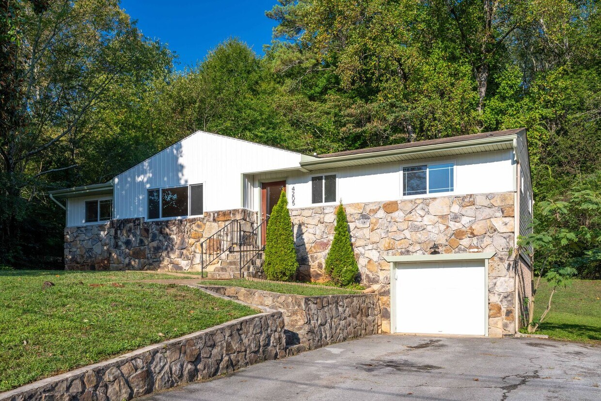 Primary Photo - 3/ 1.5 Home for Rent!