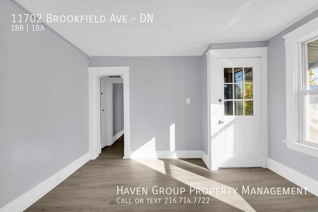 Building Photo - 11702 Brookfield Ave