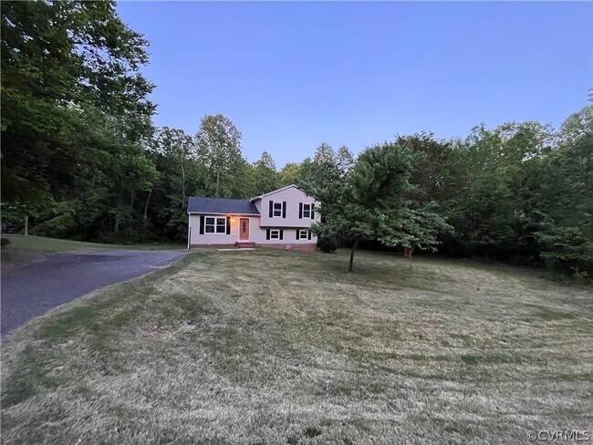 Building Photo - 10611 Cobblestone Dr