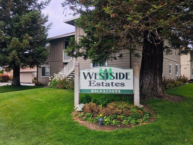 Bienvenido a Westsise Estates - 1011 Del Rio Dr