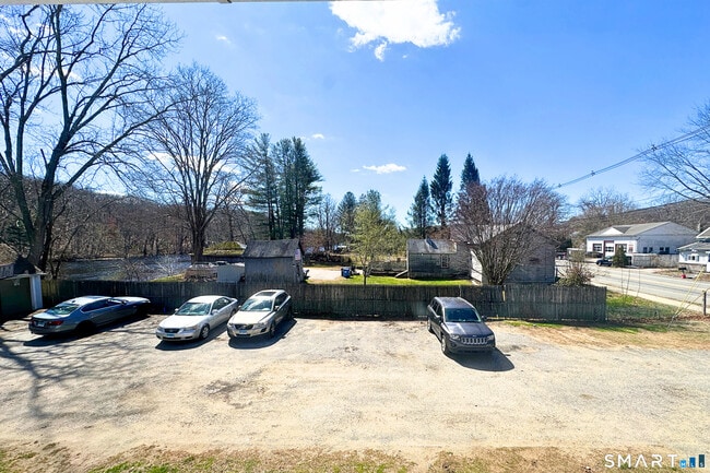 Building Photo - 88 Taftville-Occum Rd