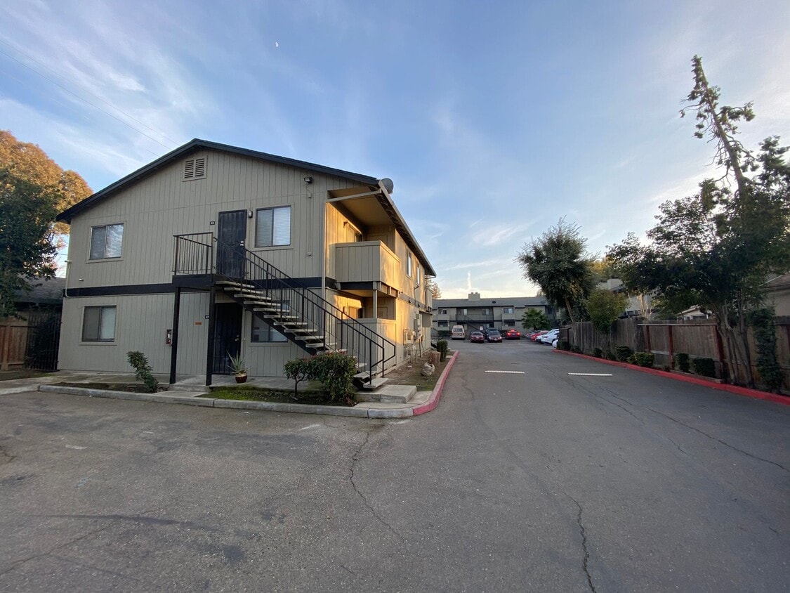 Building Photo - 1108 Porter Avenue