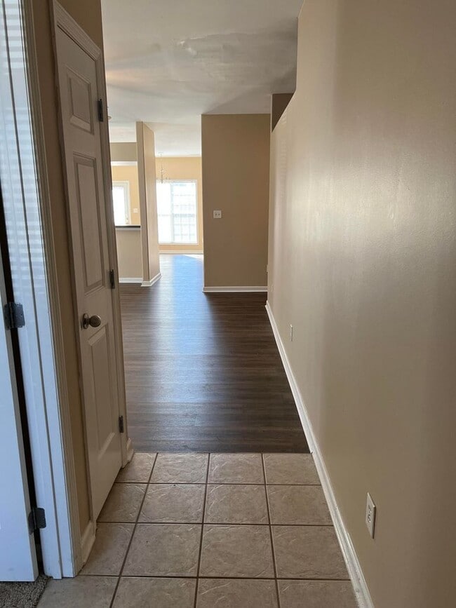 Building Photo - 108 Sea Pines Way