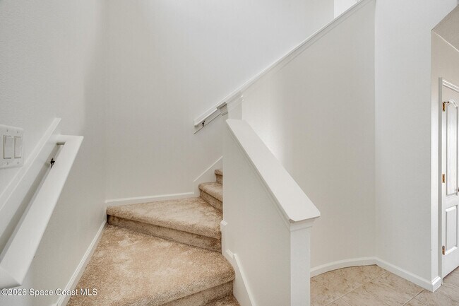 Foto del edificio - 733 Ventura Dr