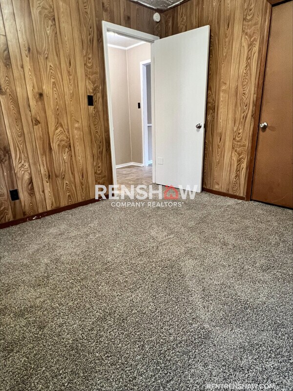 Foto del edificio - 322 Kist Ave