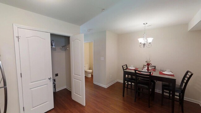 Foto del edificio - 307 Family Lodge Dr