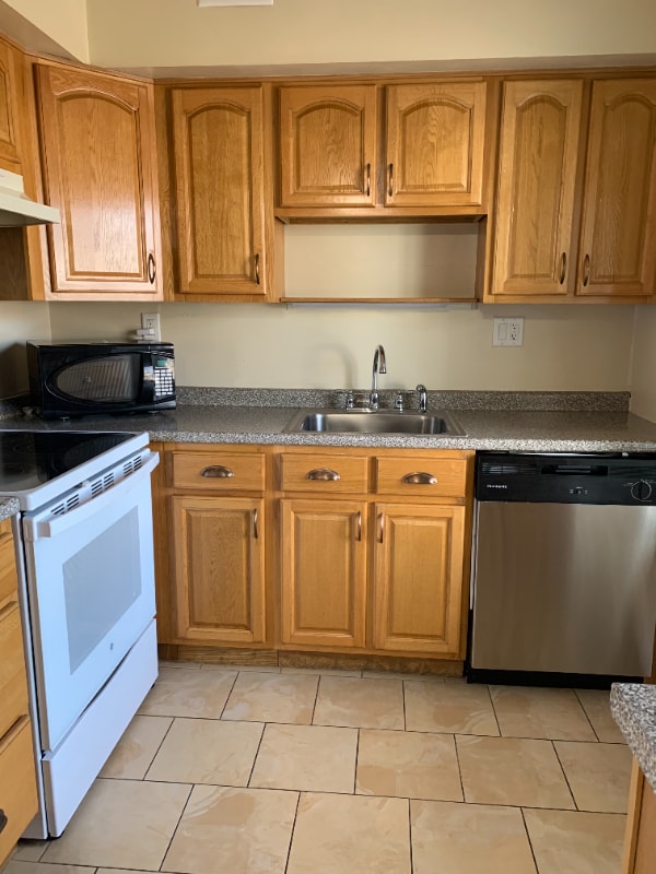 Foto del edificio - 101 Candlewood Dr