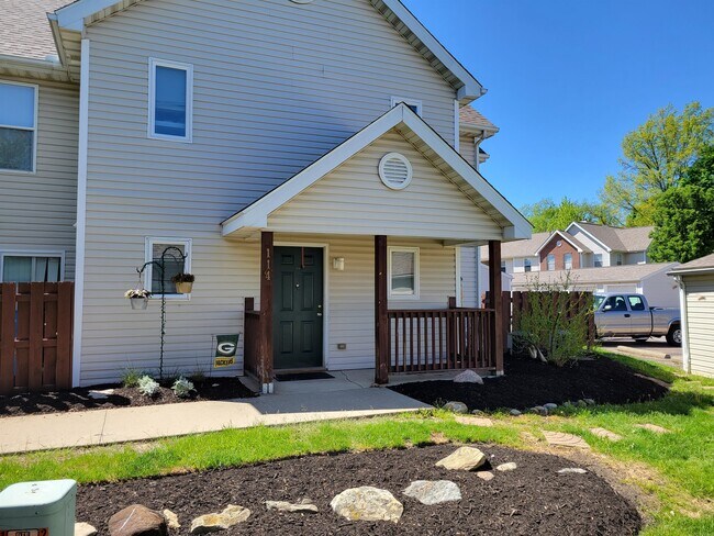 Building Photo - 1361 High St