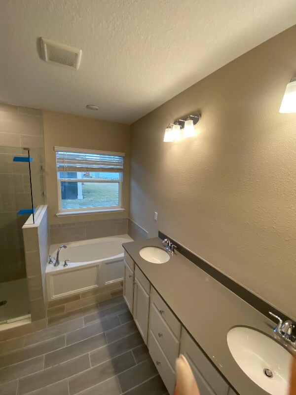 Building Photo - 2864 Crossfield Dr