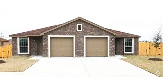 Building Photo - 1525 Justin Lp