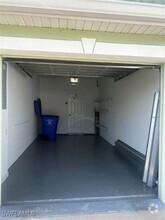 Building Photo - 3624 Pine Oak Cir