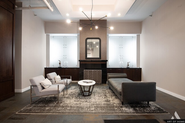 Building Photo - 901 W Madison St