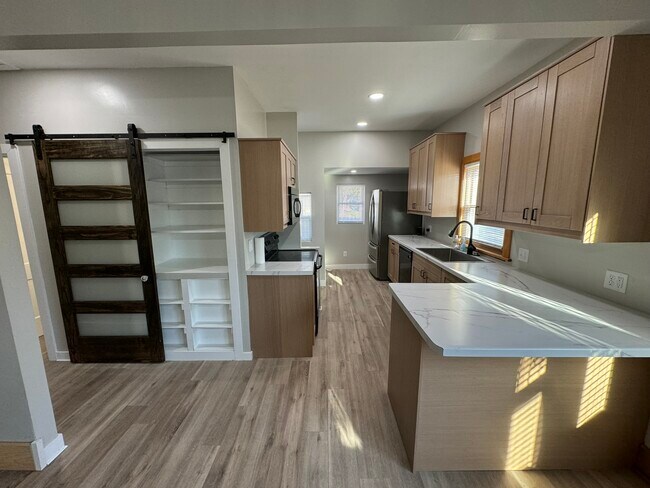 Building Photo - 2440 S 18th St