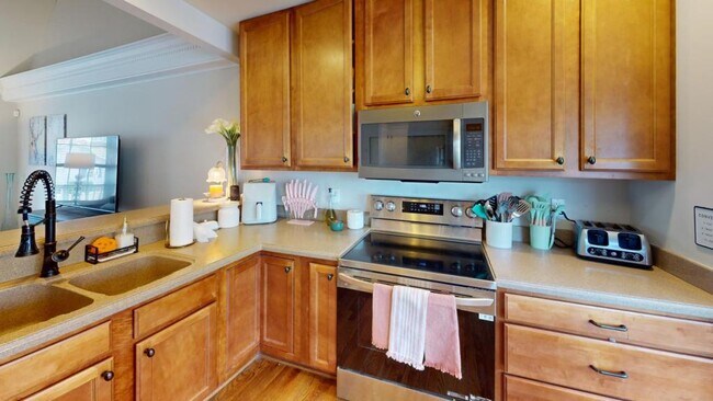 Foto del edificio - 9316 Shingle Oak Dr