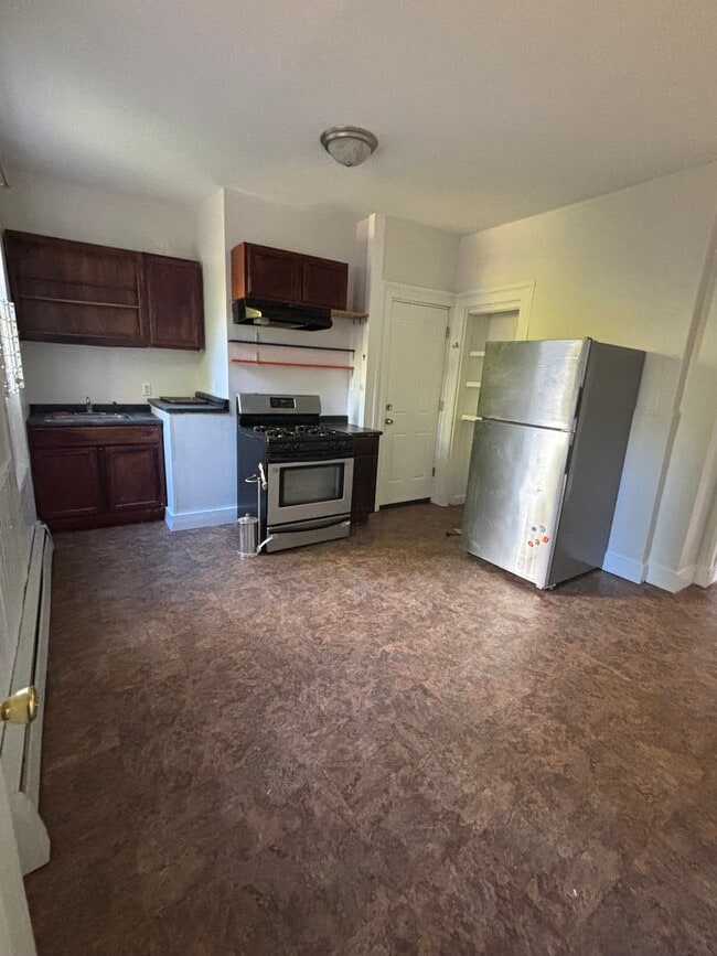 Building Photo - 101 Bristol St