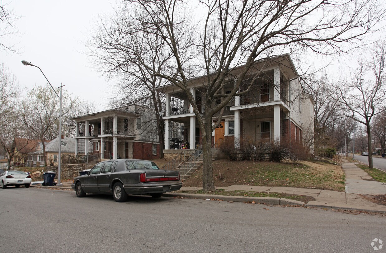 Foto principal - 1214-1220 E 44th St