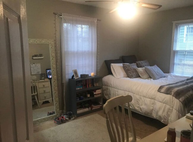 Photo - 133 Sterling Dr House