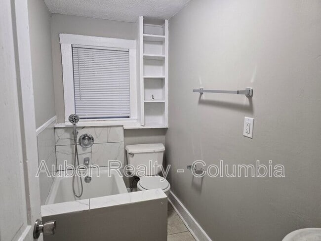 Foto del edificio - 1339 Blue Ridge Terrace