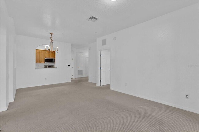 Foto del edificio - 8300 Portofino Dr