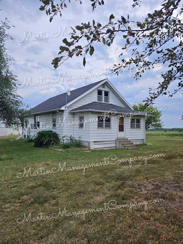 Primary Photo - 25674 Kemp Rd