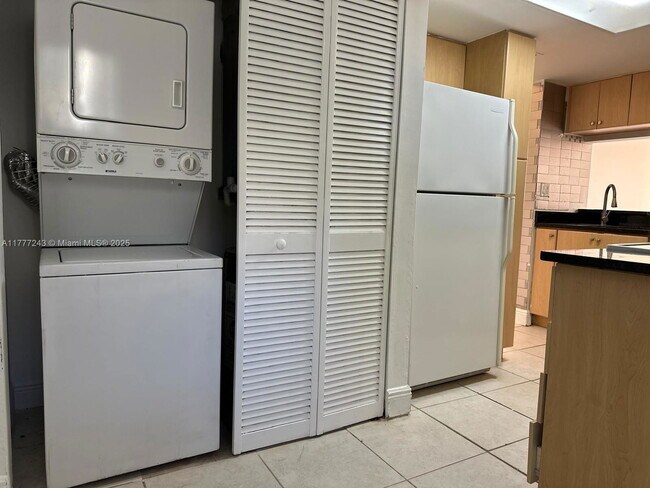 Photo - 2813 N Course Dr Apartment