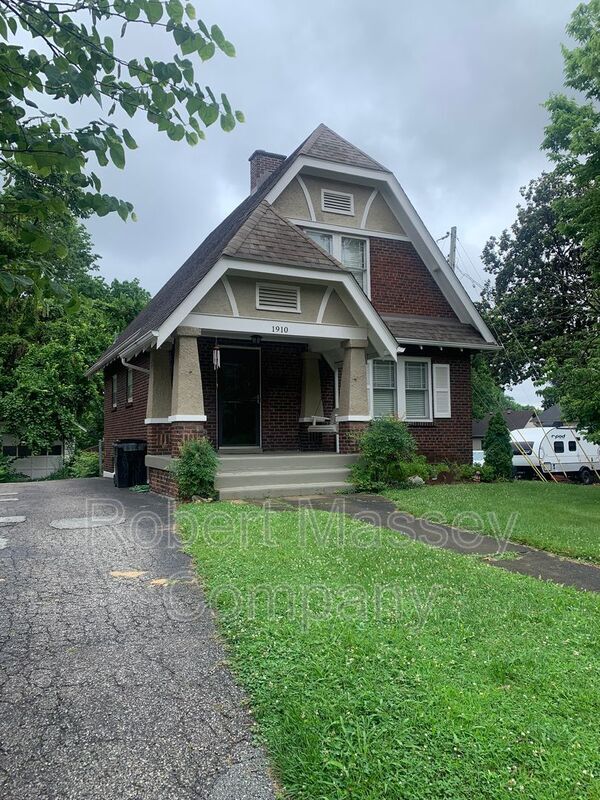 Photo - 1910 Wrocklage Ave House