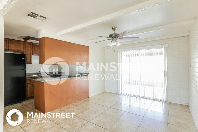 Foto del edificio - 7132 W Glenrosa Ave