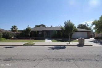 Building Photo - 19014 Armington Dr
