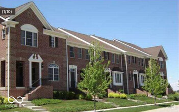 Building Photo - 13640 Whitten Dr N