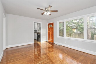 Building Photo - 1415 Springwood Ln