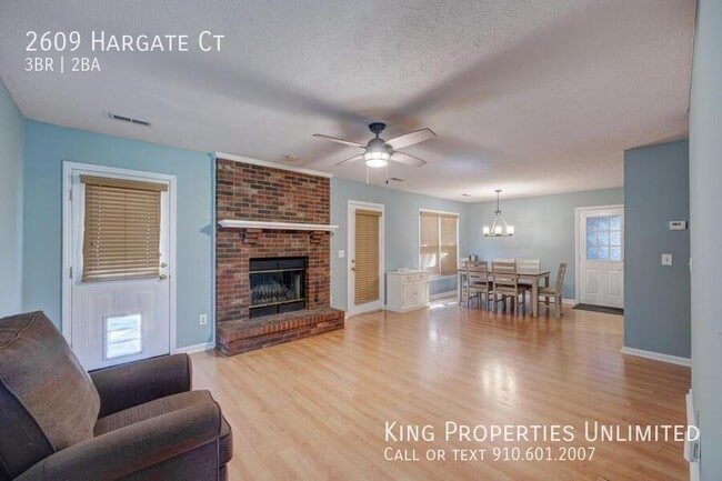 Foto del edificio - 2609 Hargate Ct