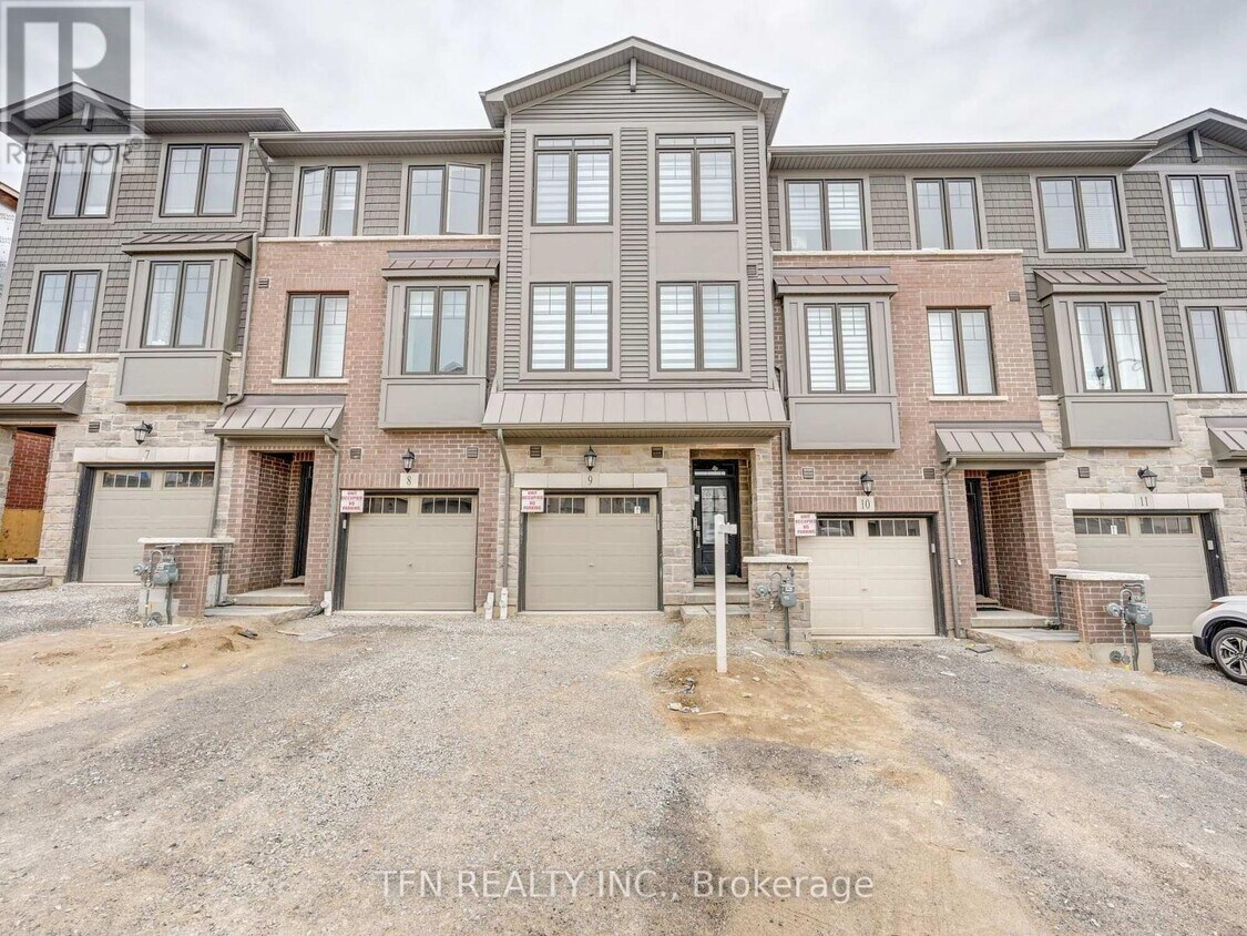 Photo principale - 10-10 Birmingham Dr