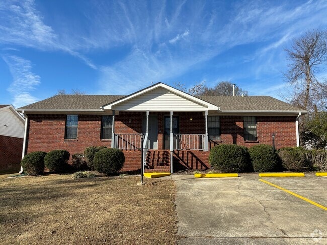 Building Photo - 109 Brookland Dr