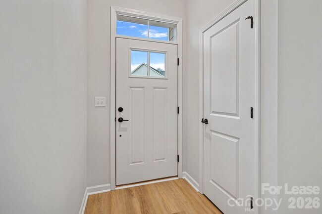 Building Photo - 8054 Houser St