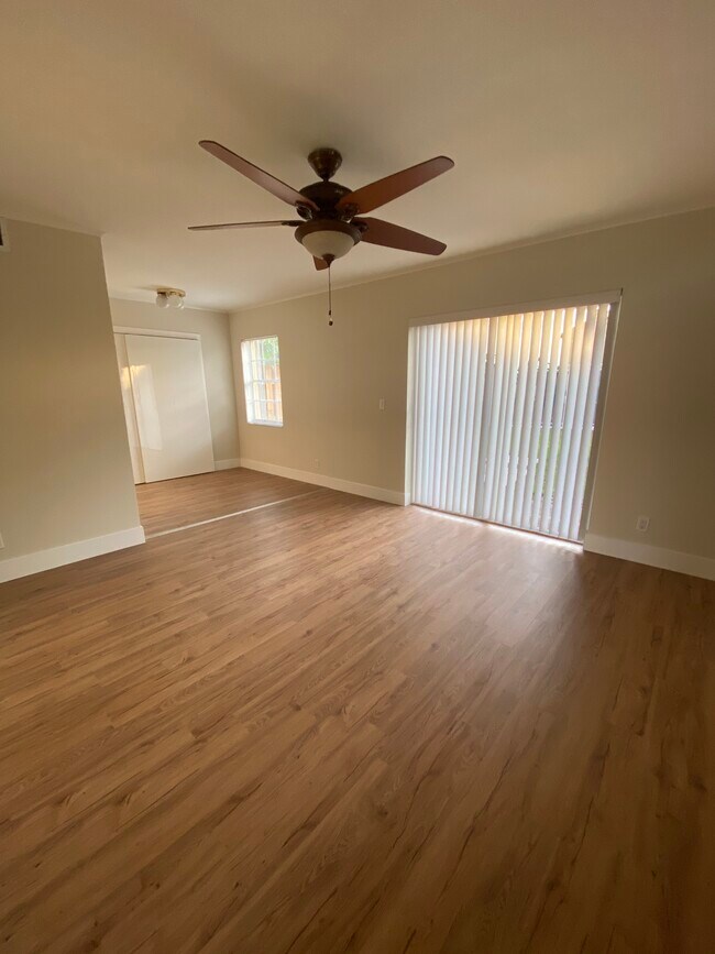 Foto del edificio - 1835 SW 81st Ave