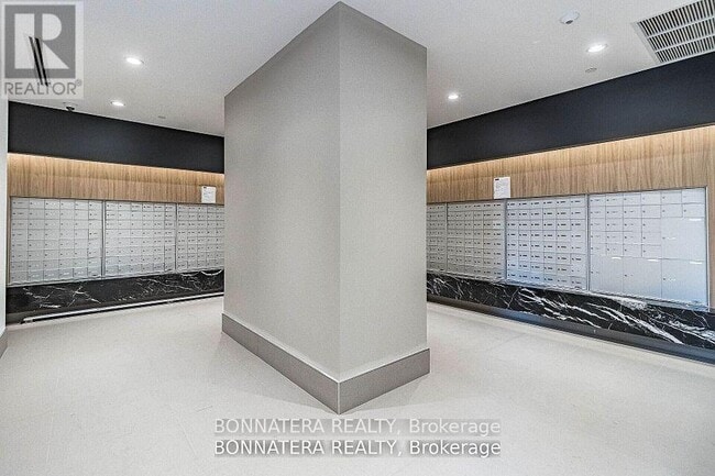 Building Photo - 4130 Parkside Village Dr